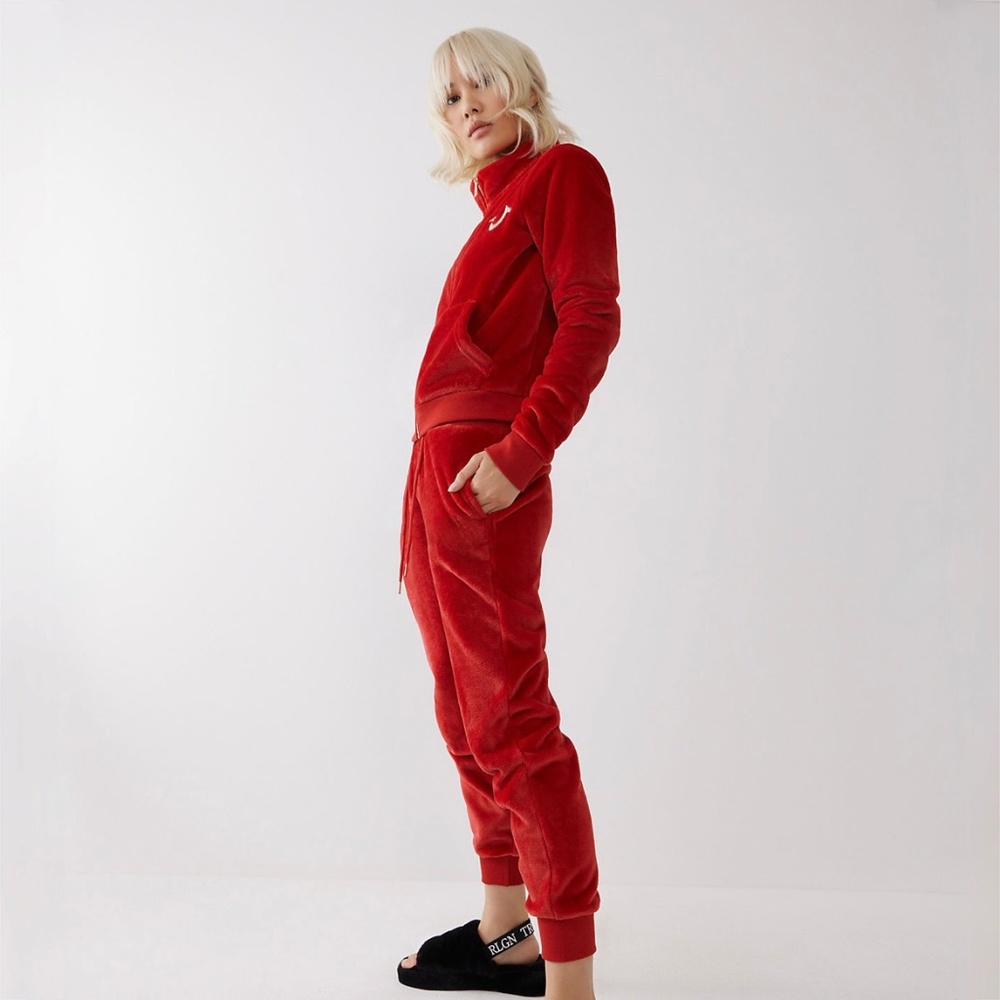 EUC [True Religion] Red Velvet Joggers | Black Crystal Horseshoe Logo | Medium
